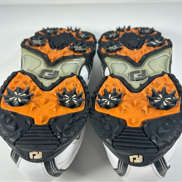 FootJoy FJ Contour Series White Leather Spikes Golf Shoe 54051; Men's Size 9.5 M - Picture 14 of 16